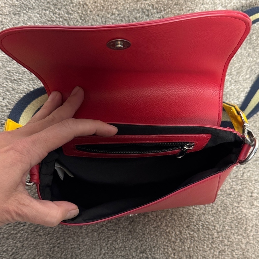 Dargon BallZ Red Crossbody Bag - Picture 7 of 9